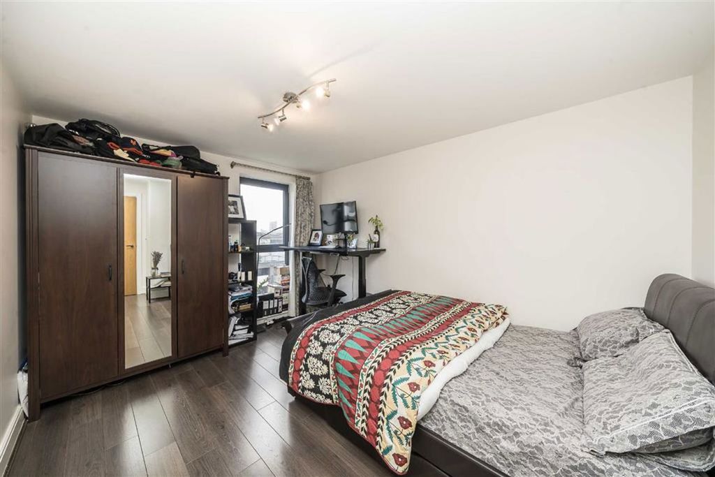 Property photo 3 of 5