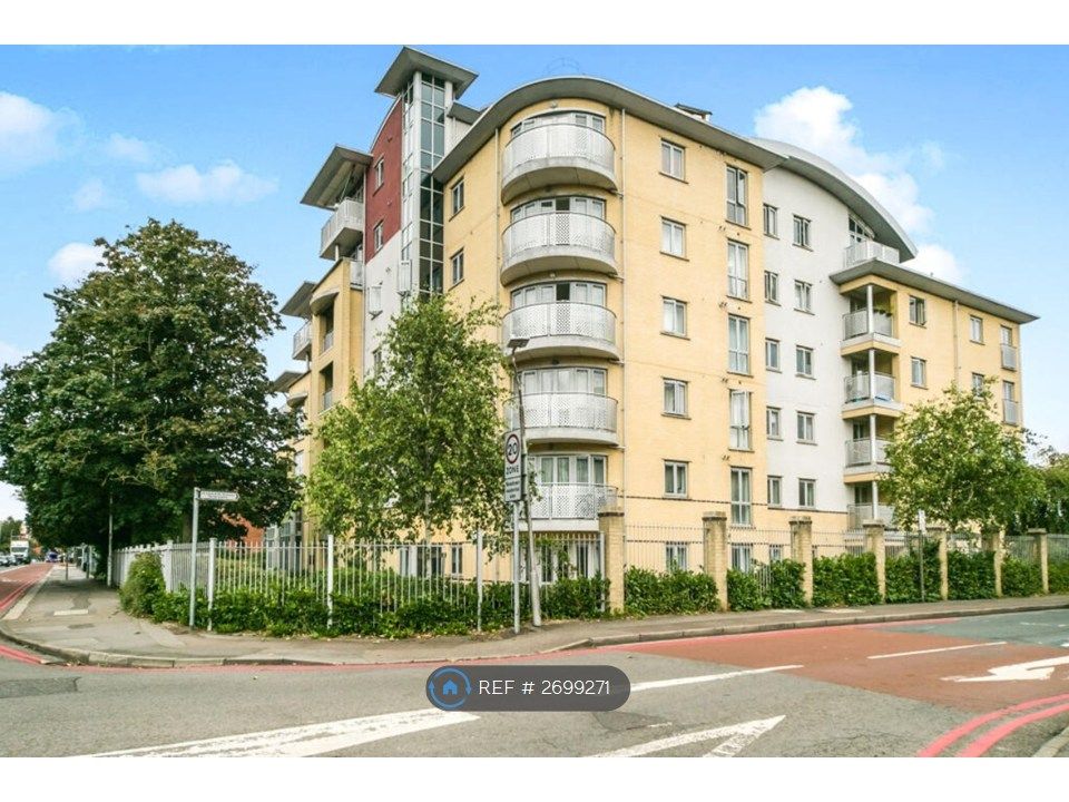 Property photo 2 of 13