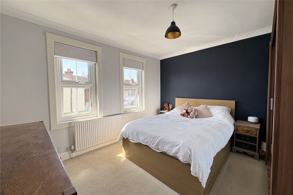 Property photo 3 of 11 Picture No. 06