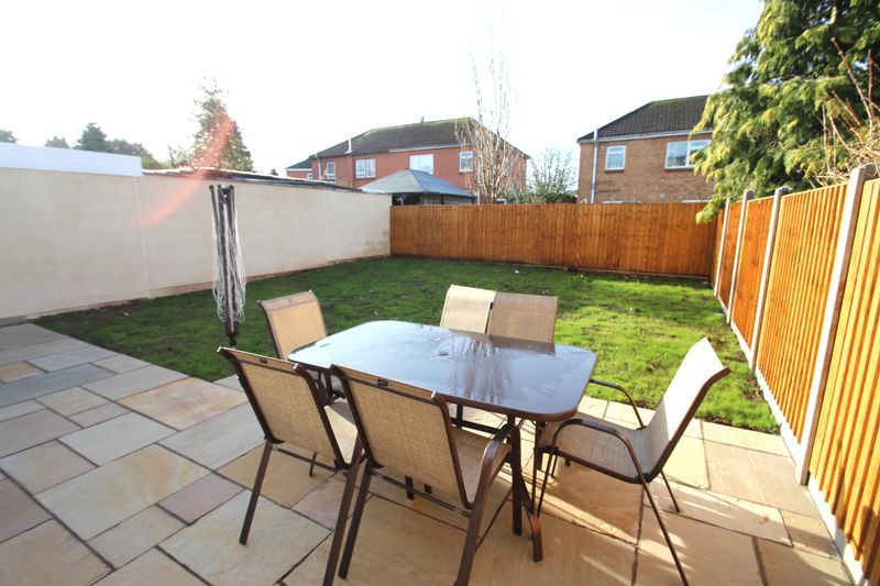 Property photo 2 of 4 Communal Rear Garden