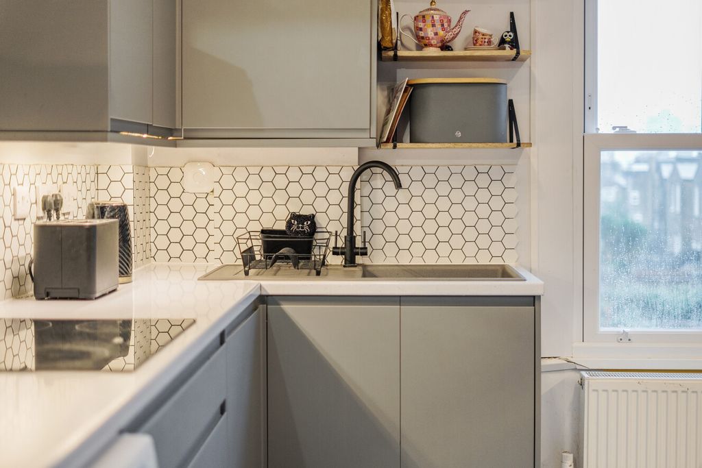 Property photo 3 of 22 Picture 3