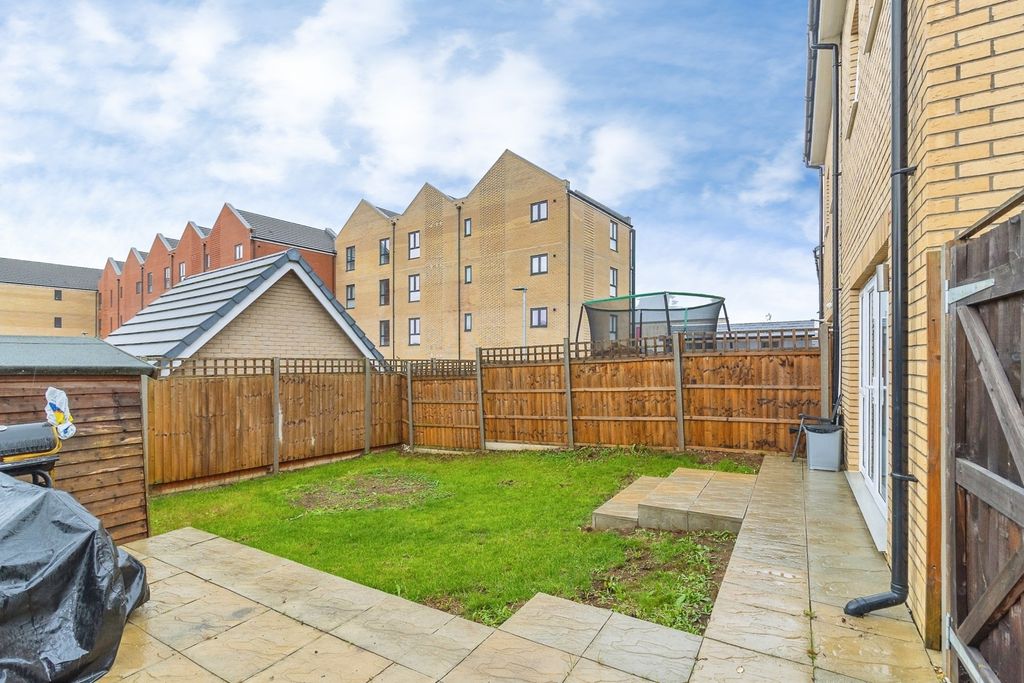 Property photo 2 of 24 Pbox-Img.Jpg
