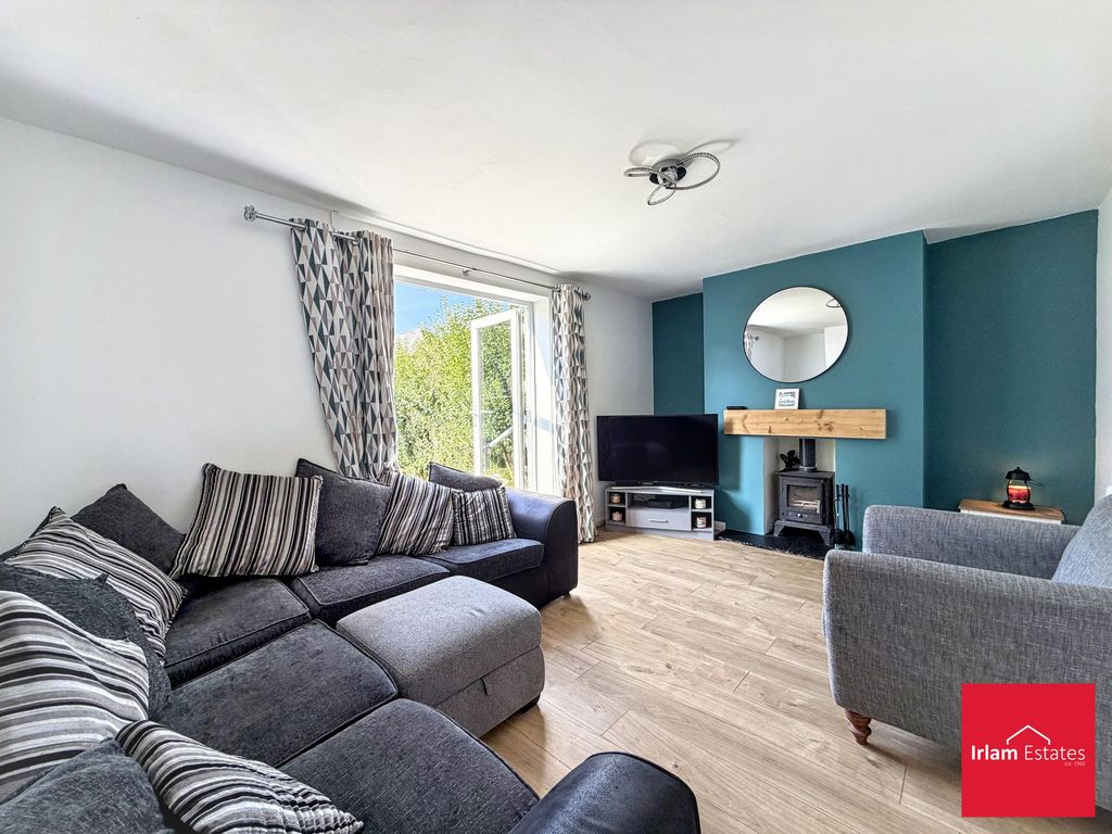 Property photo 2 of 22