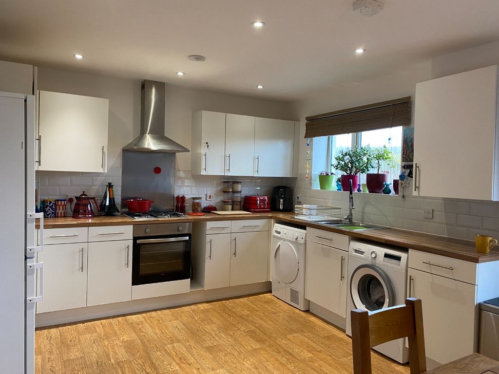 Property photo 2 of 21 5052713