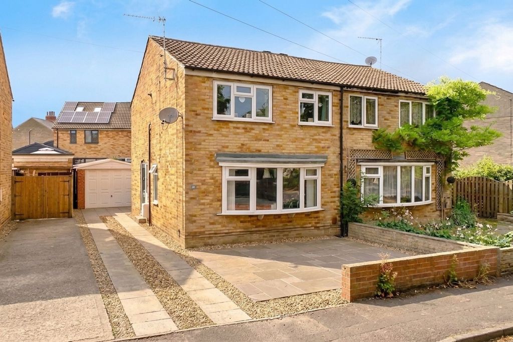 Property photo 1 of 16