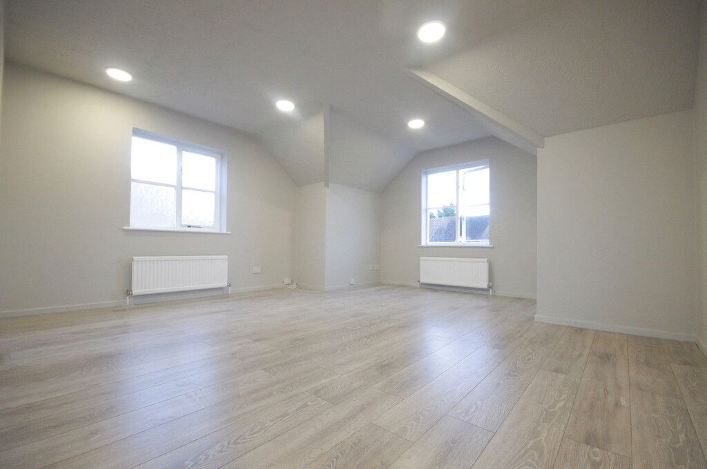 Property photo 1 of 7 Reception