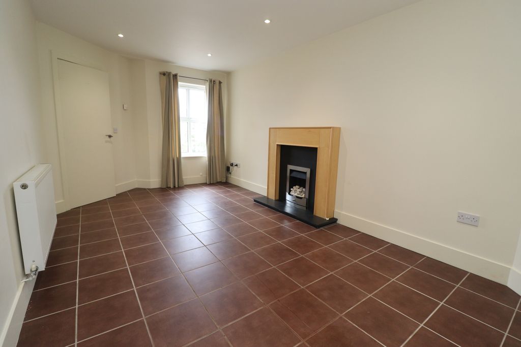 Property photo 3 of 11 Img_8796
