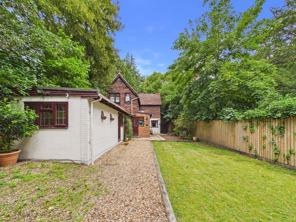 Property photo 2 of 15