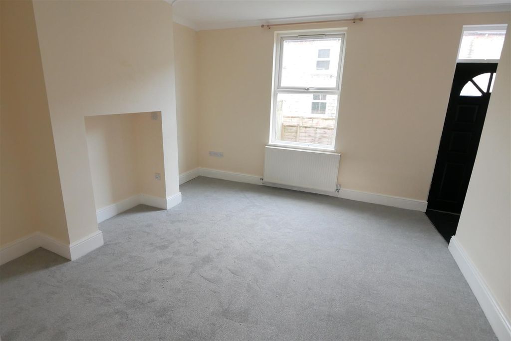 Property photo 2 of 7 P1600836.Jpg