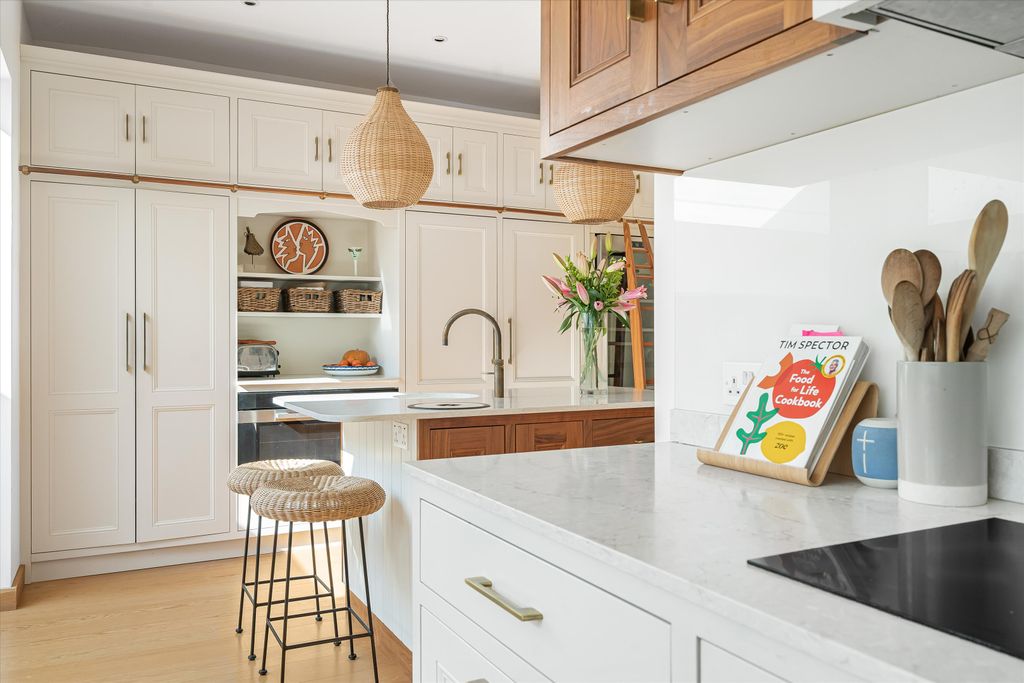 Additional image 5 of 4 bed town house for saleWoodstock Road, Oxford, Oxfordshire OX2