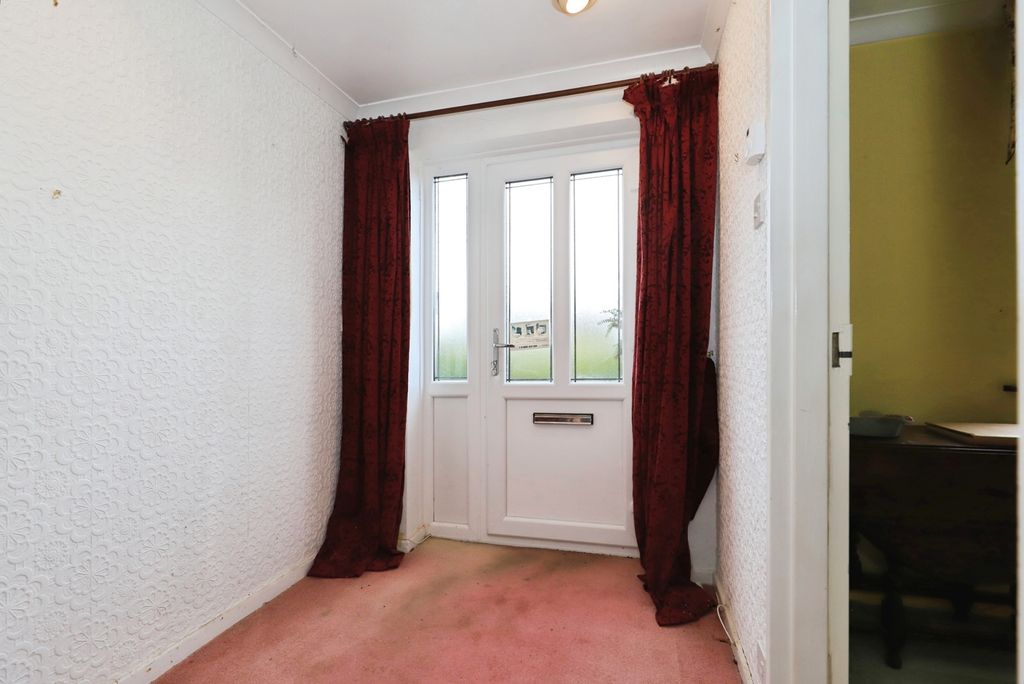 Property photo 2 of 20 Pbox-Img.Jpg