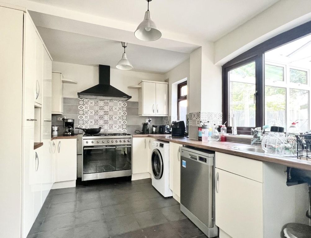 Property photo 3 of 9 3.Jpg