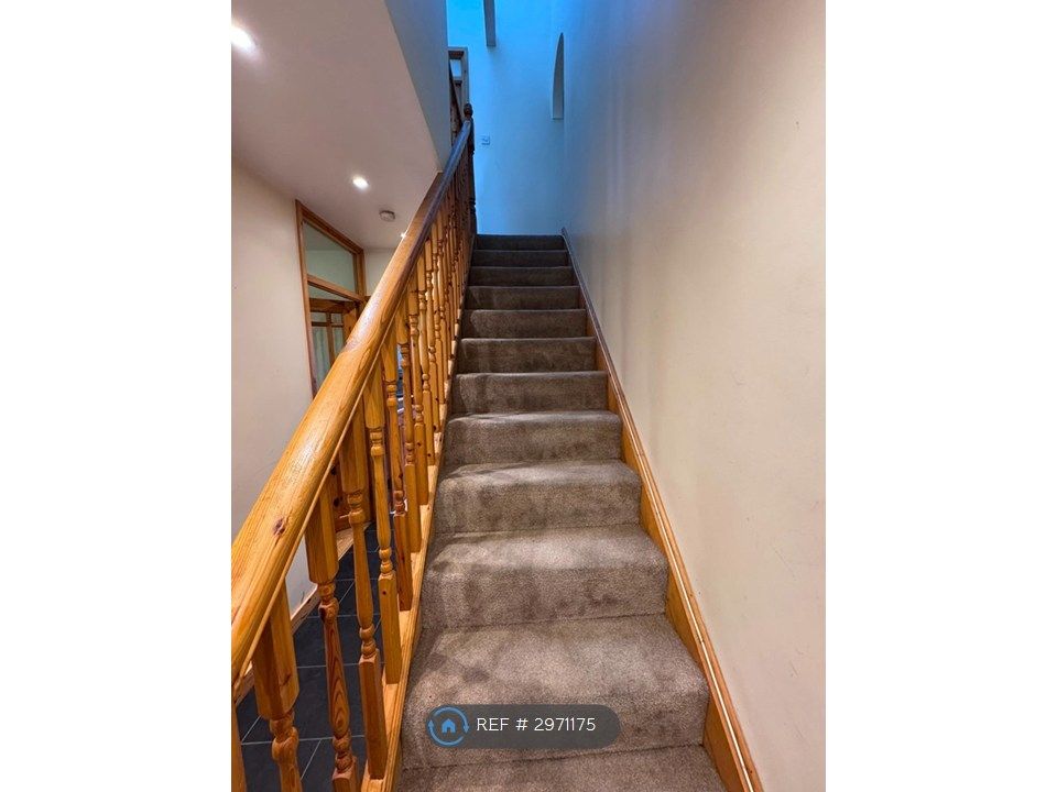 Property photo 3 of 12 Stairs
