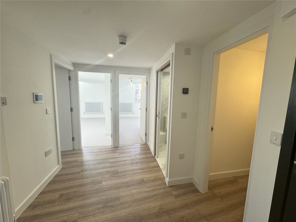 Property photo 2 of 13 Flat 302