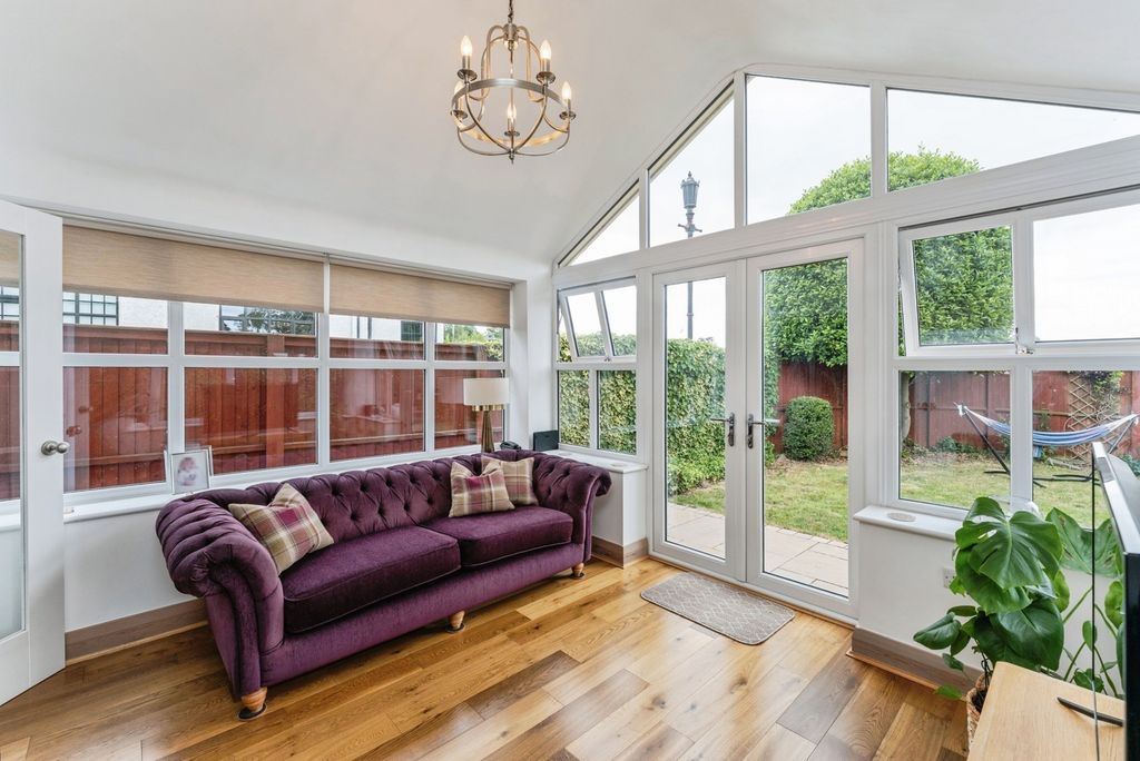 Property photo 2 of 29 Pbox-Img.Jpg