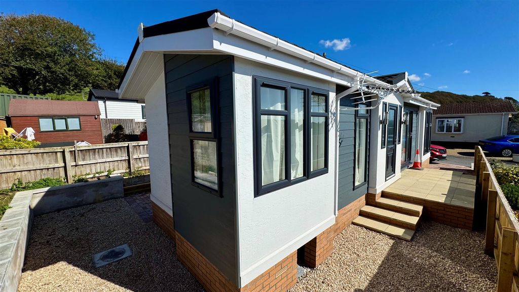 Property photo 1 of 14 6.Jpg