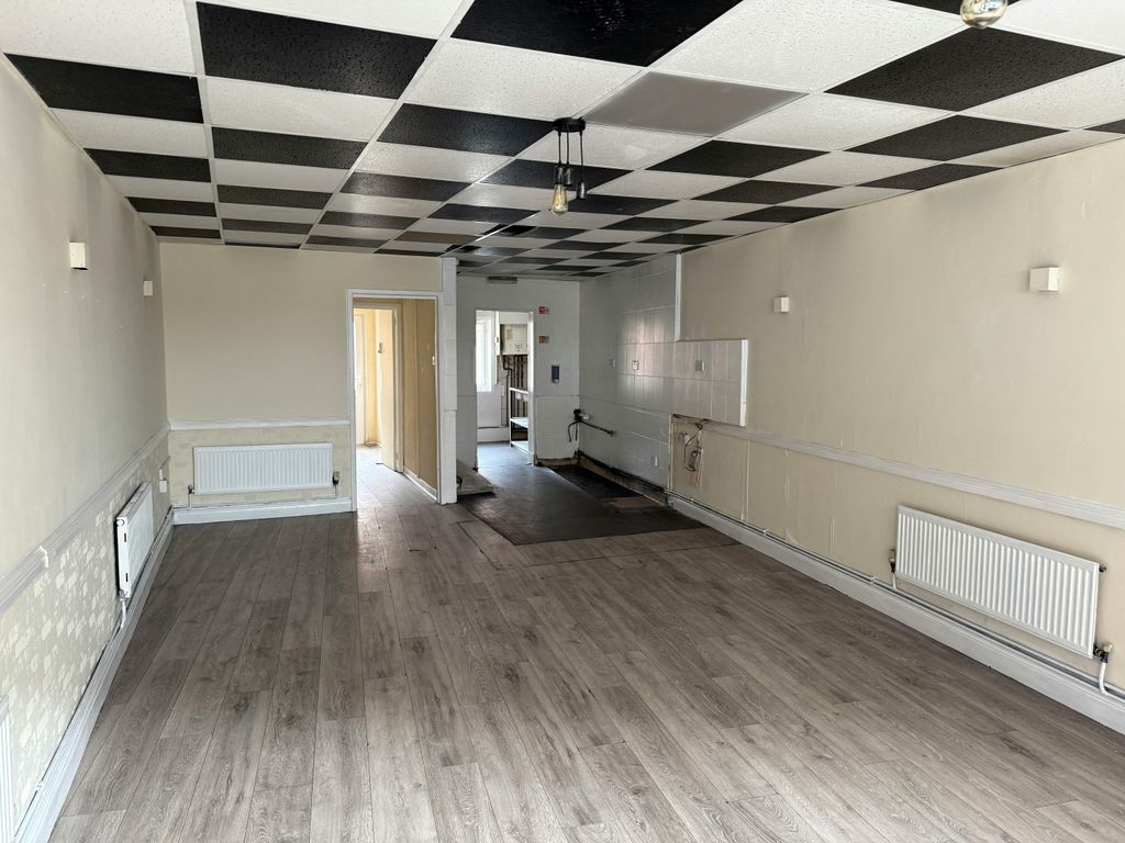 Property photo 3 of 11 Img_9707.Jpg