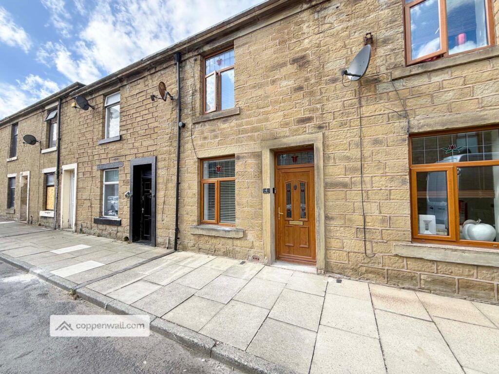 Property photo 3 of 19