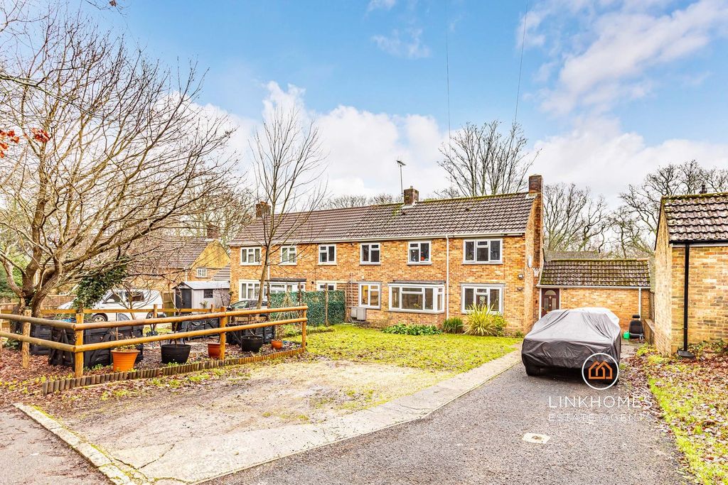 Property photo 1 of 26