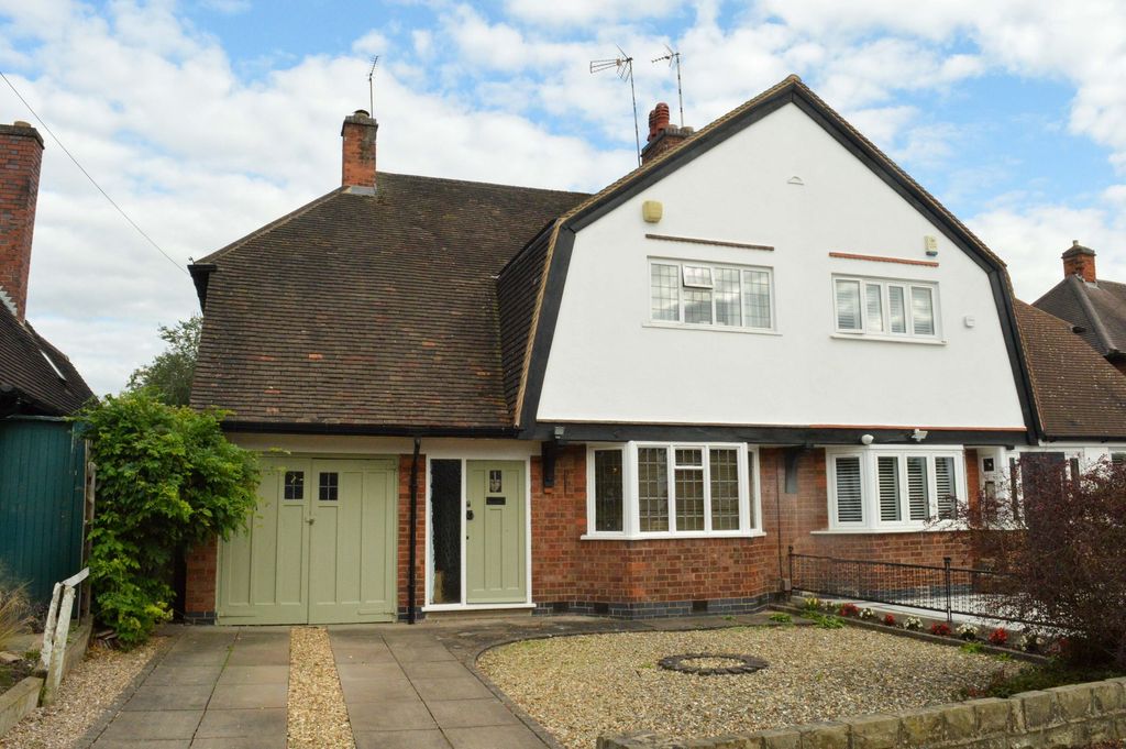 Property photo 1 of 28