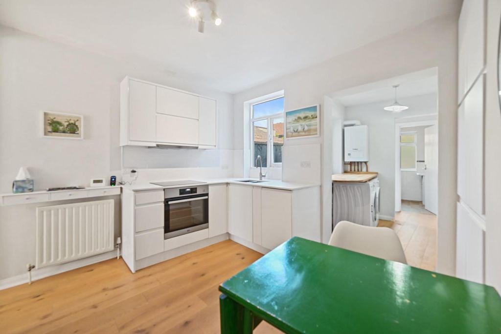 Property photo 3 of 17 Dsc_4585 (1).Jpg