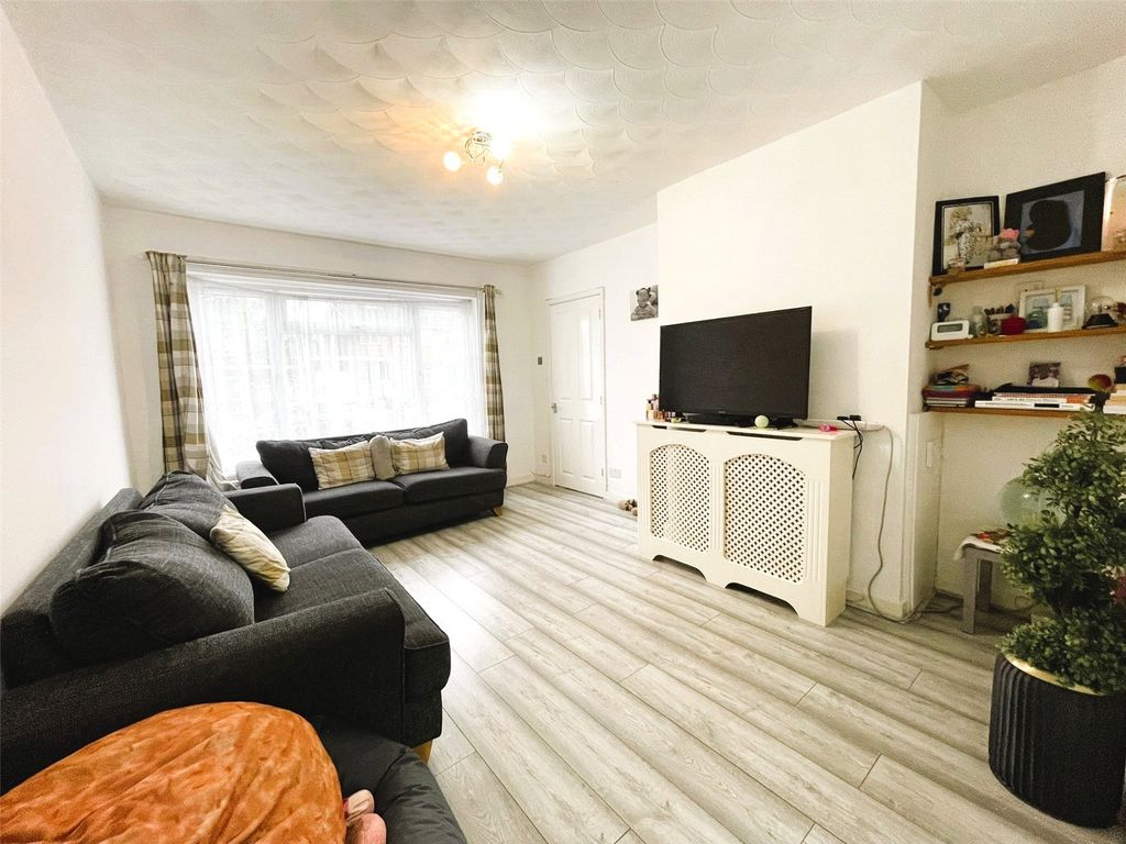 Property photo 2 of 10 Picture No. 13