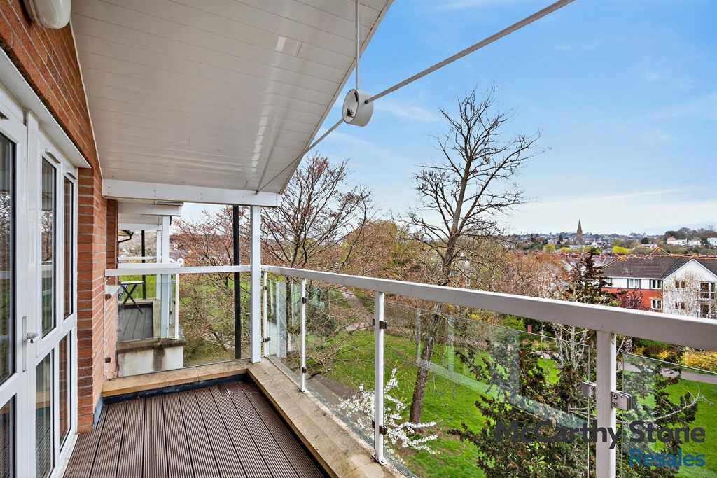 Property photo 2 of 19 Balcony