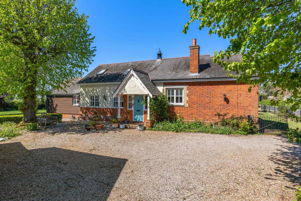 Property photo 1 of 40