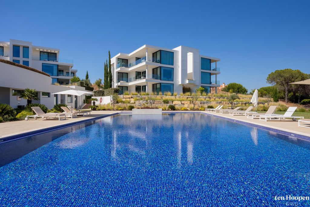 Property photo 1 of 30