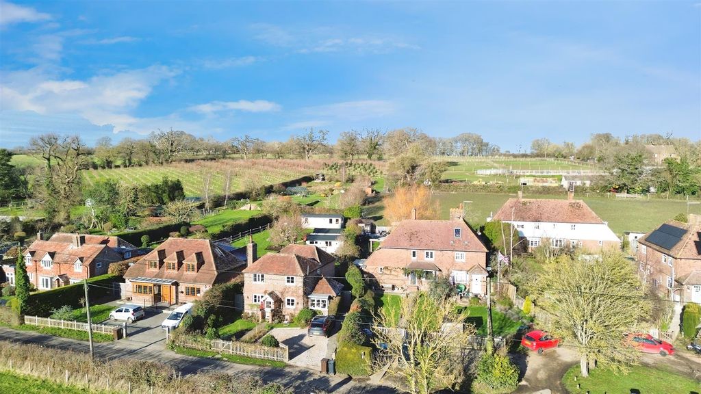 Property photo 1 of 33