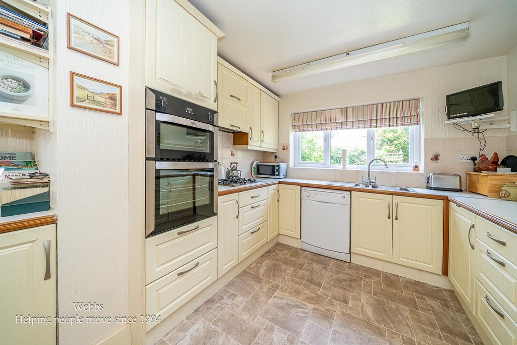 Property photo 3 of 34 Webbs-9.Jpg