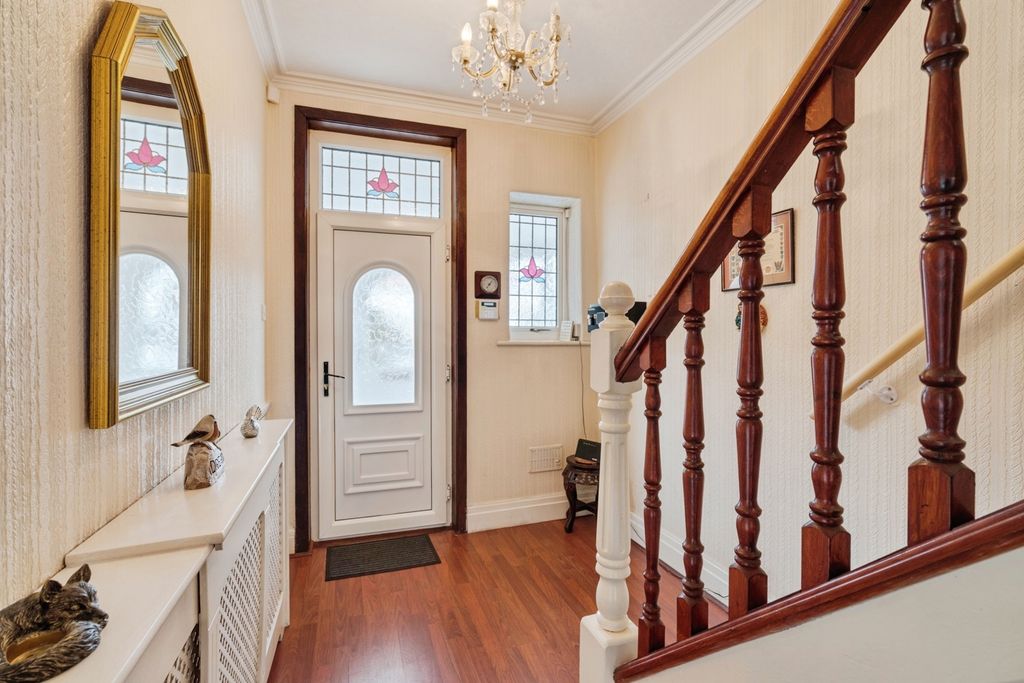 Property photo 2 of 24 Pbox-Img.Jpg