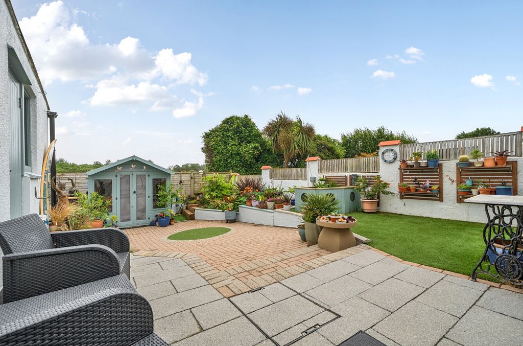 Property photo 3 of 20 1471159-2-6A213F9...