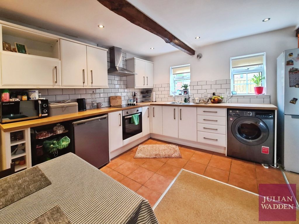 Property photo 2 of 13 Picture No. 08