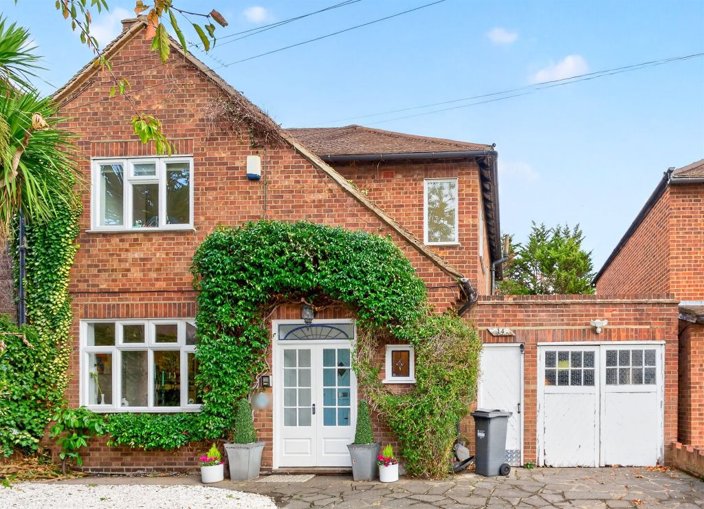 Property photo 1 of 16