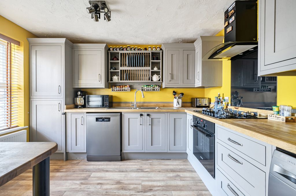 Property photo 2 of 16 1514268 (9).Jpg