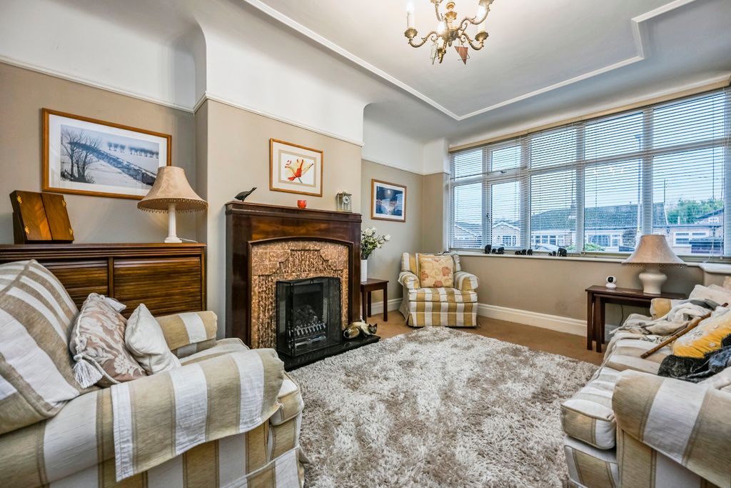 Property photo 2 of 16 Photography