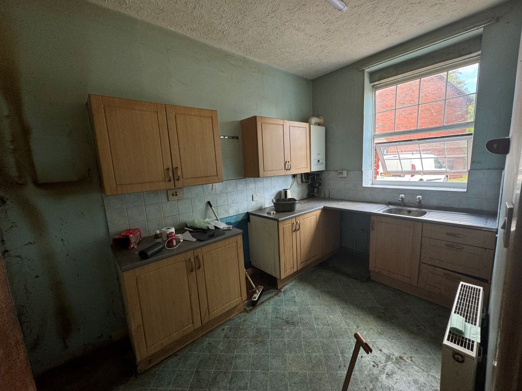 Property photo 2 of 5