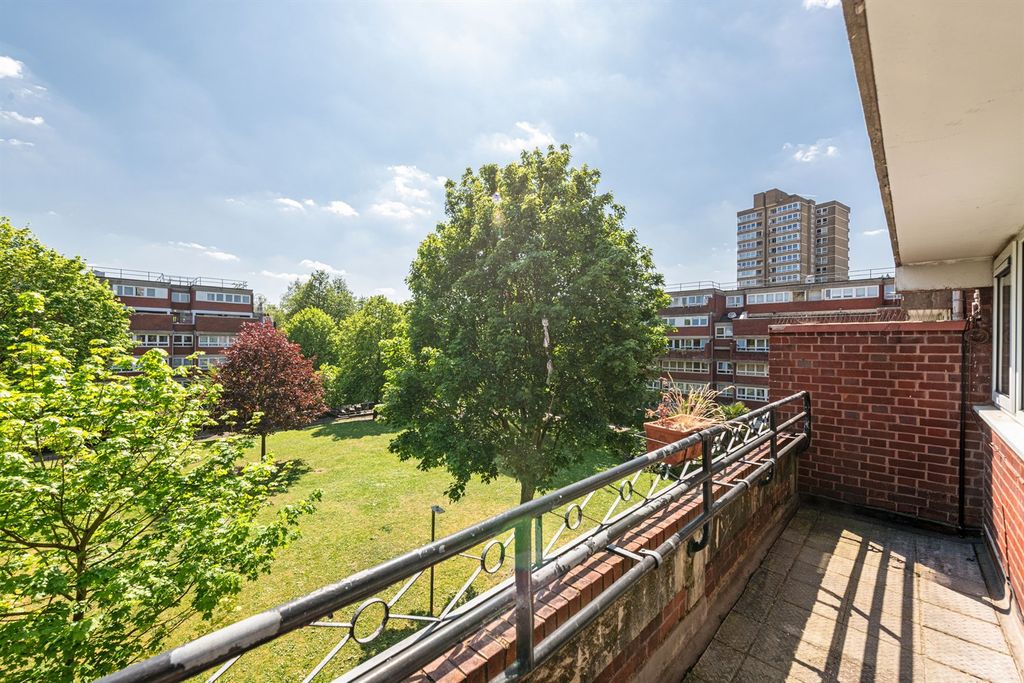 Property photo 3 of 13 Balcony