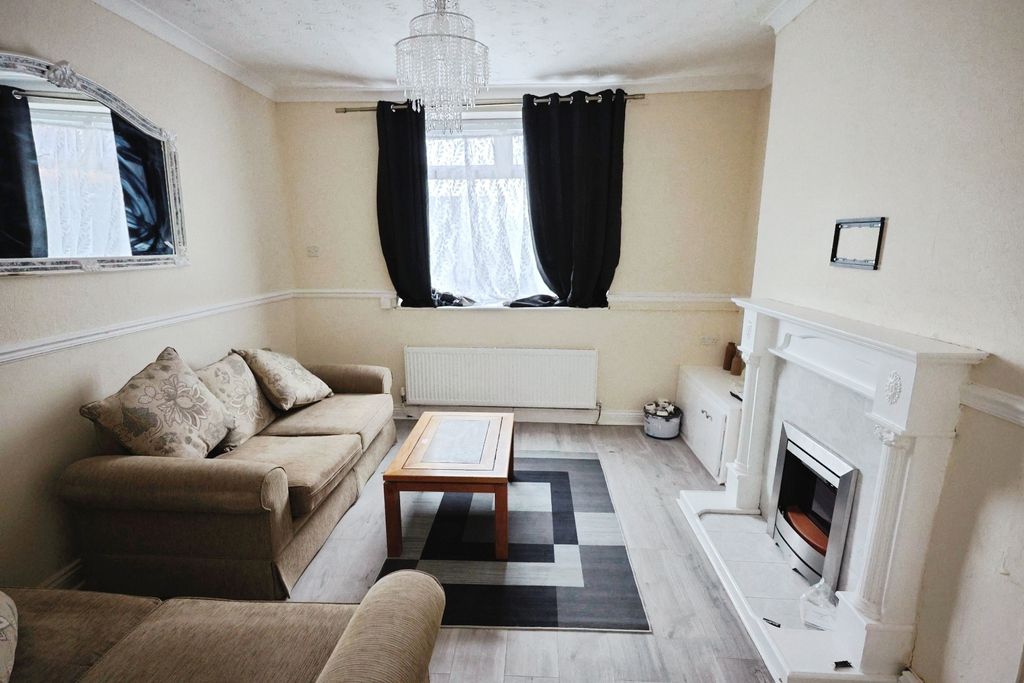 Property photo 2 of 6 Pbox-Img.Jpg