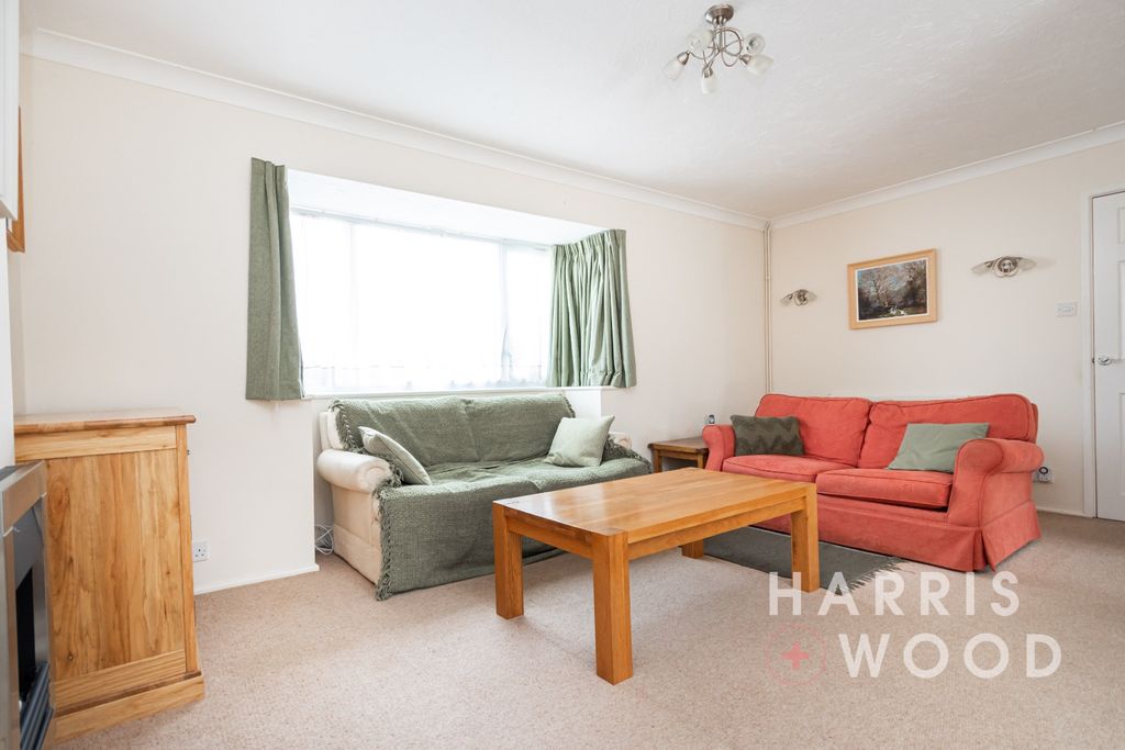 Property photo 2 of 19 4393962