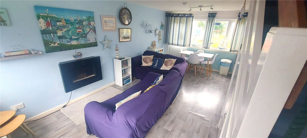 Property photo 2 of 9 Picture No. 20