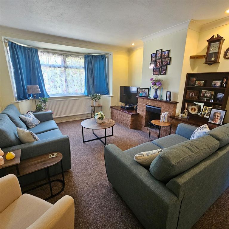 Property photo 2 of 20 Baec179c-0cd1-49d6-9A8c-E048E7A75Bee.Jpg