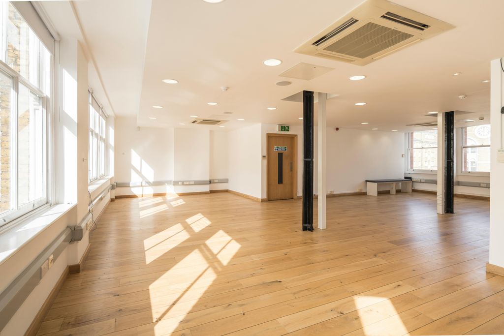 Property photo 1 of 13 3rd Floor