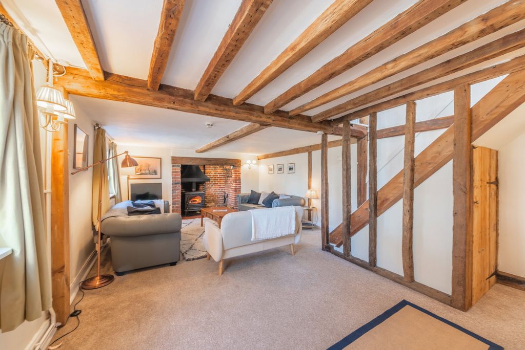 Property photo 3 of 32