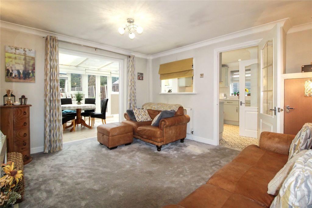 Property photo 2 of 20 Picture No. 29