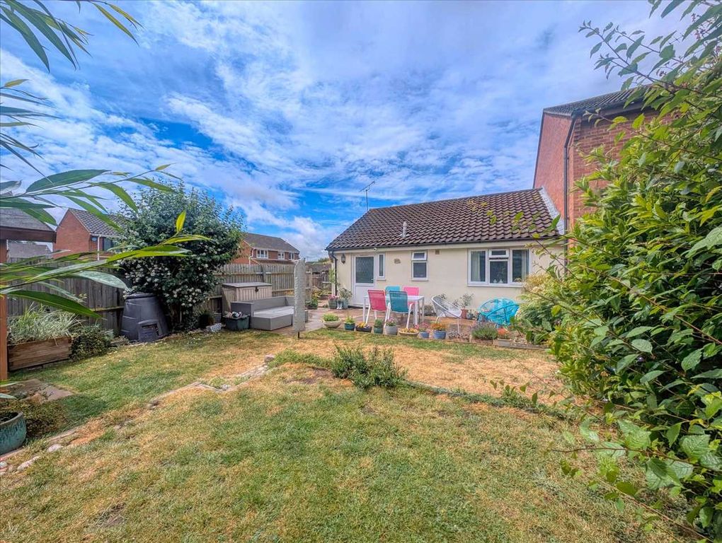 Property photo 2 of 21