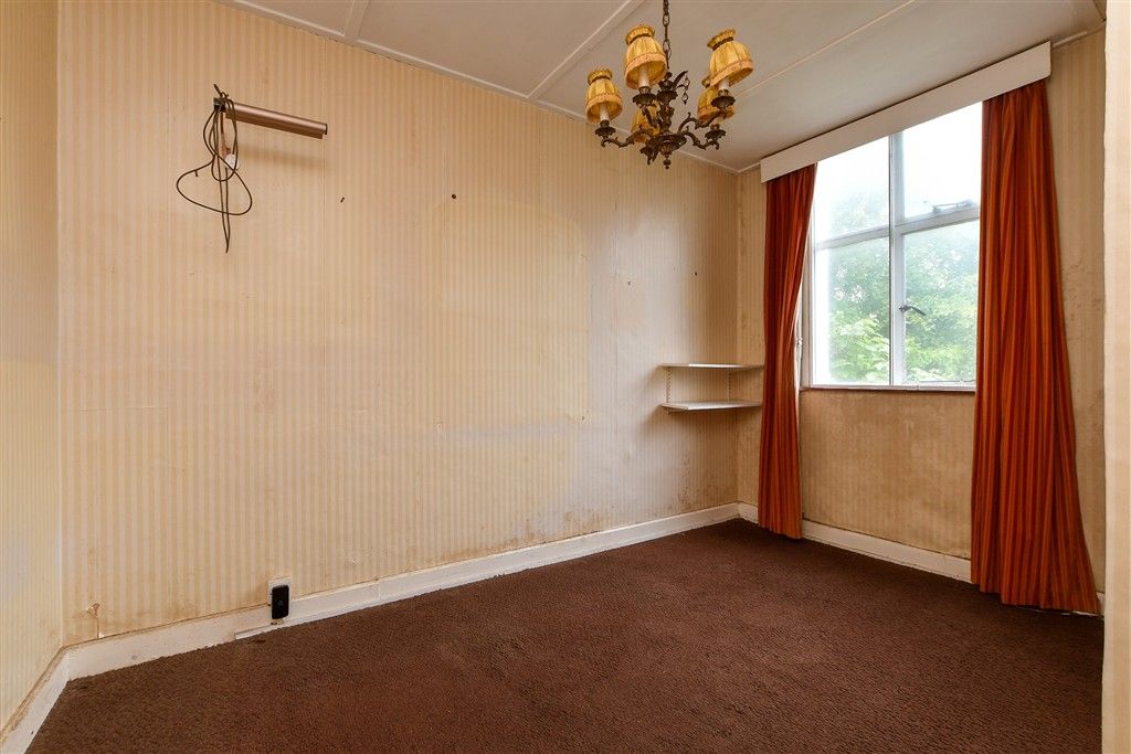 Property photo 3 of 21 External (Web)