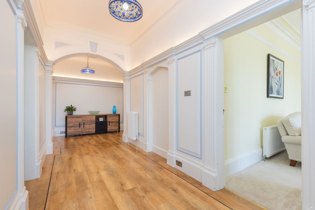 Property photo 2 of 43 Entrance Hallway