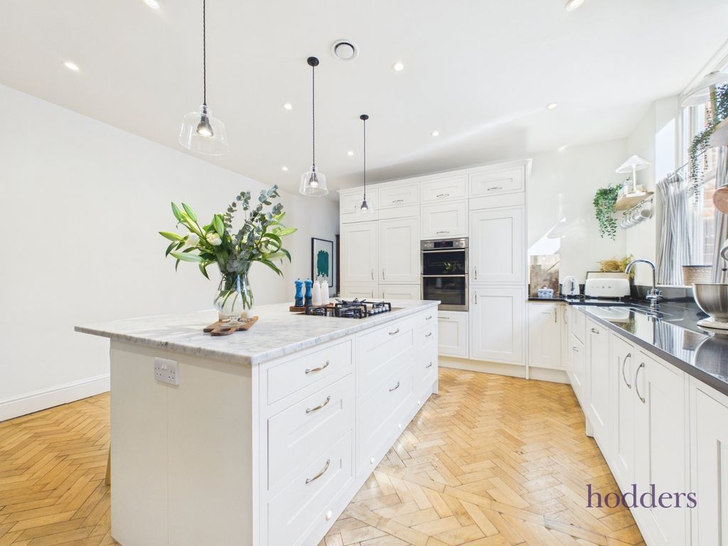 Property photo 3 of 42 Picture No. 66